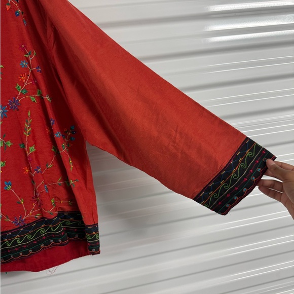 Vintage New Directions Red Embroidered /beaded Tunic silk blend size xl - Picture 4 of 7